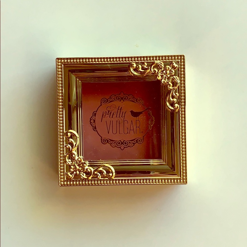 Pretty Vulgar Blush